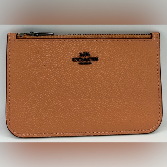Coach Zip Card Case in Faded Blush, EUC. - Picture 1 of 6